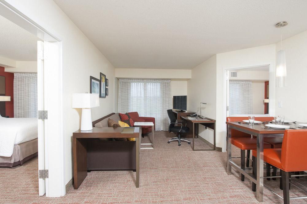 Residence Inn By Marriott Bloomington Ngoại thất bức ảnh