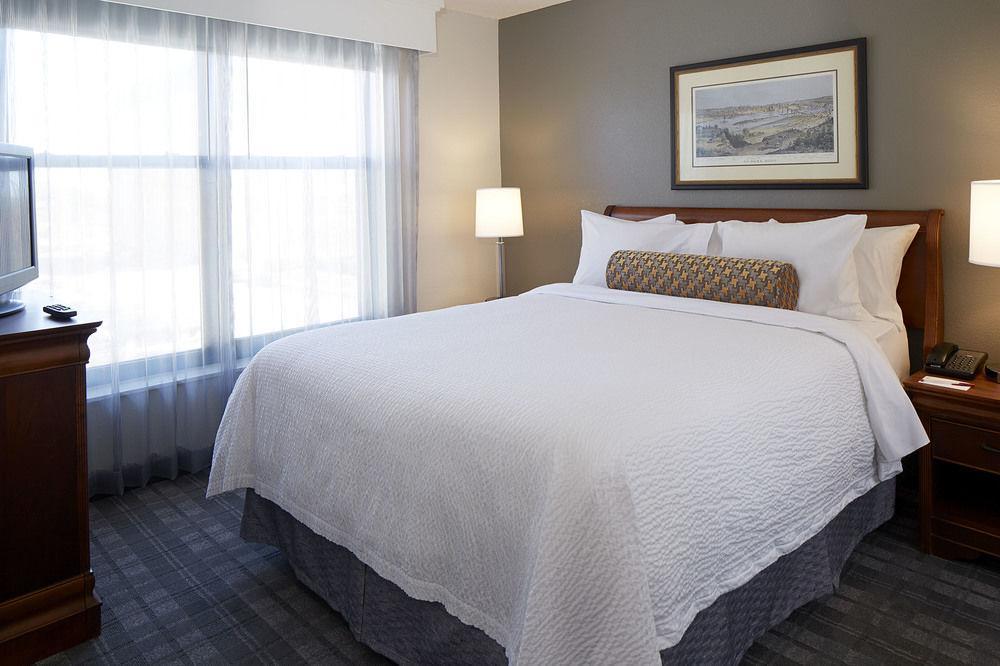 Residence Inn By Marriott Bloomington Ngoại thất bức ảnh